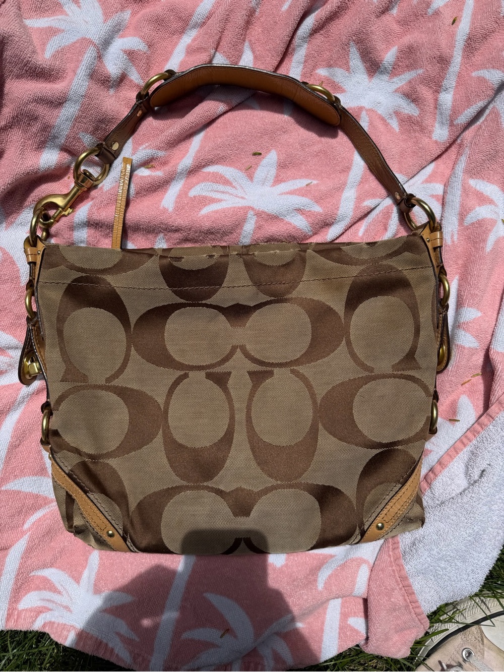 Coach Signature Canvas *almost vintage 2007* Carly Hobo Bag in Brown